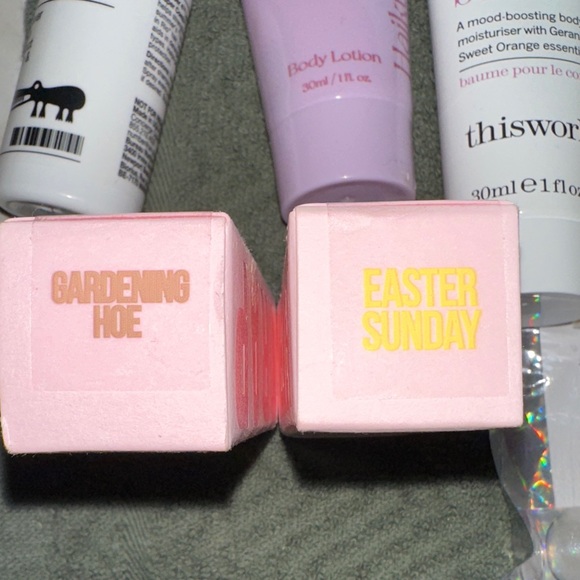 Makeup, skin care, hair care, facial care bundle! Over 4# of items! ALL NEW - Picture 12 of 16